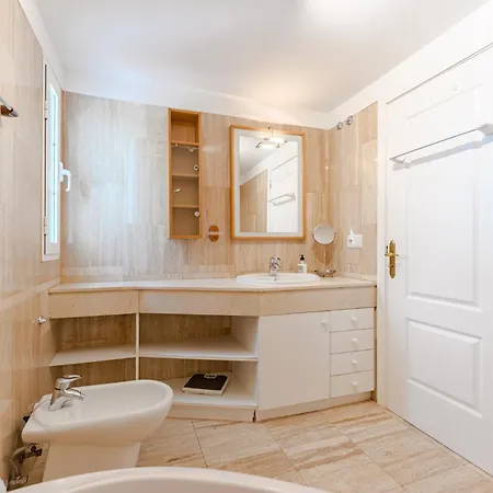 Apartment Brilliant Veril Del Duque With Heated Pool Costa Adeje (Tenerife)