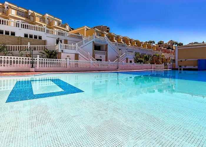 Brilliant Veril Del Duque With Heated Pool Apartman