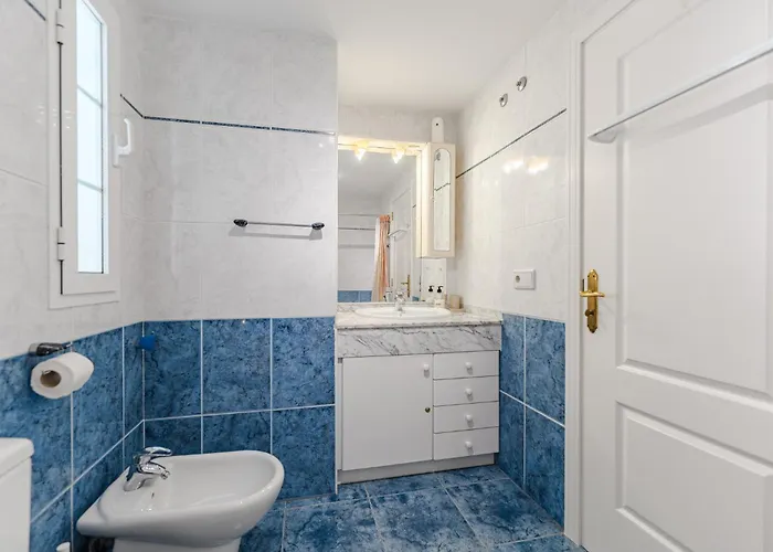 Brilliant Veril Del Duque With Heated Pool Apartament *