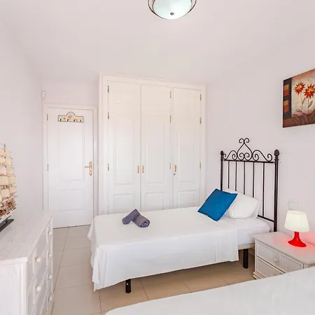 Brilliant Veril Del Duque With Heated Pool Daire